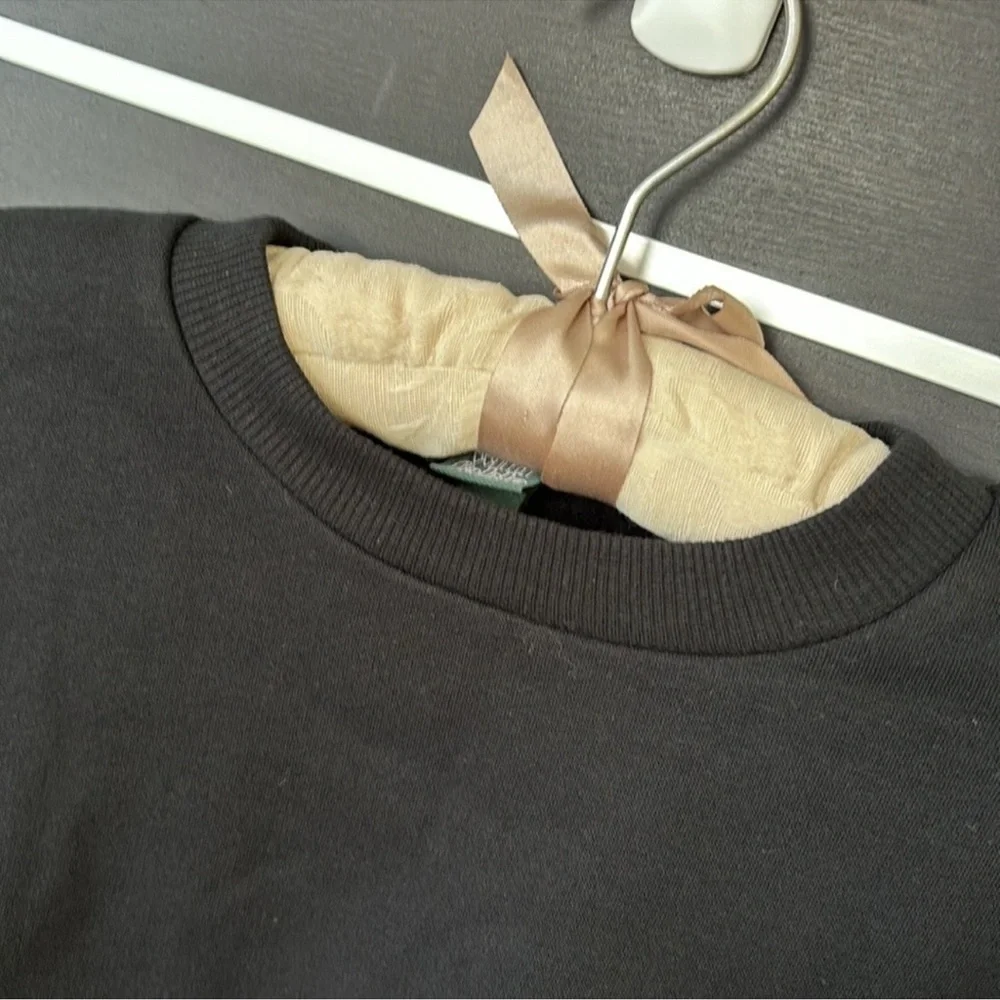 Wild Fable Women's Black Cropped Sweatshirt - Picture 9 of 9